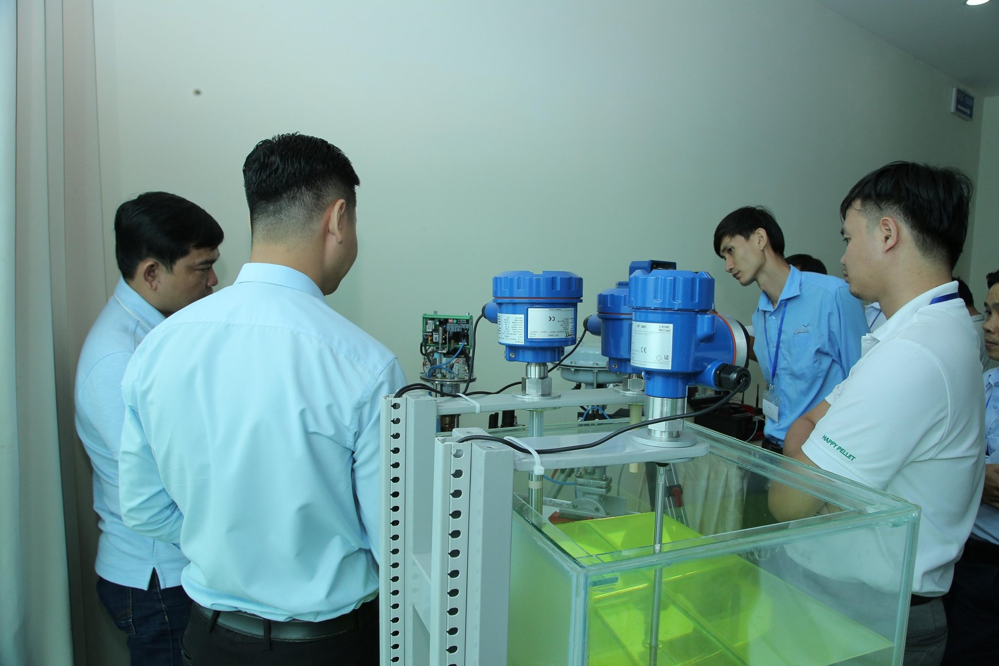 VN Tech Group